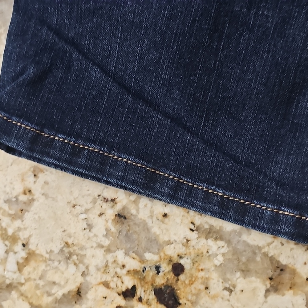 Style & Co - Curvy Boyfriend Jeans, Midrise - 16W - Good Condition Used - Picture 3 of 6